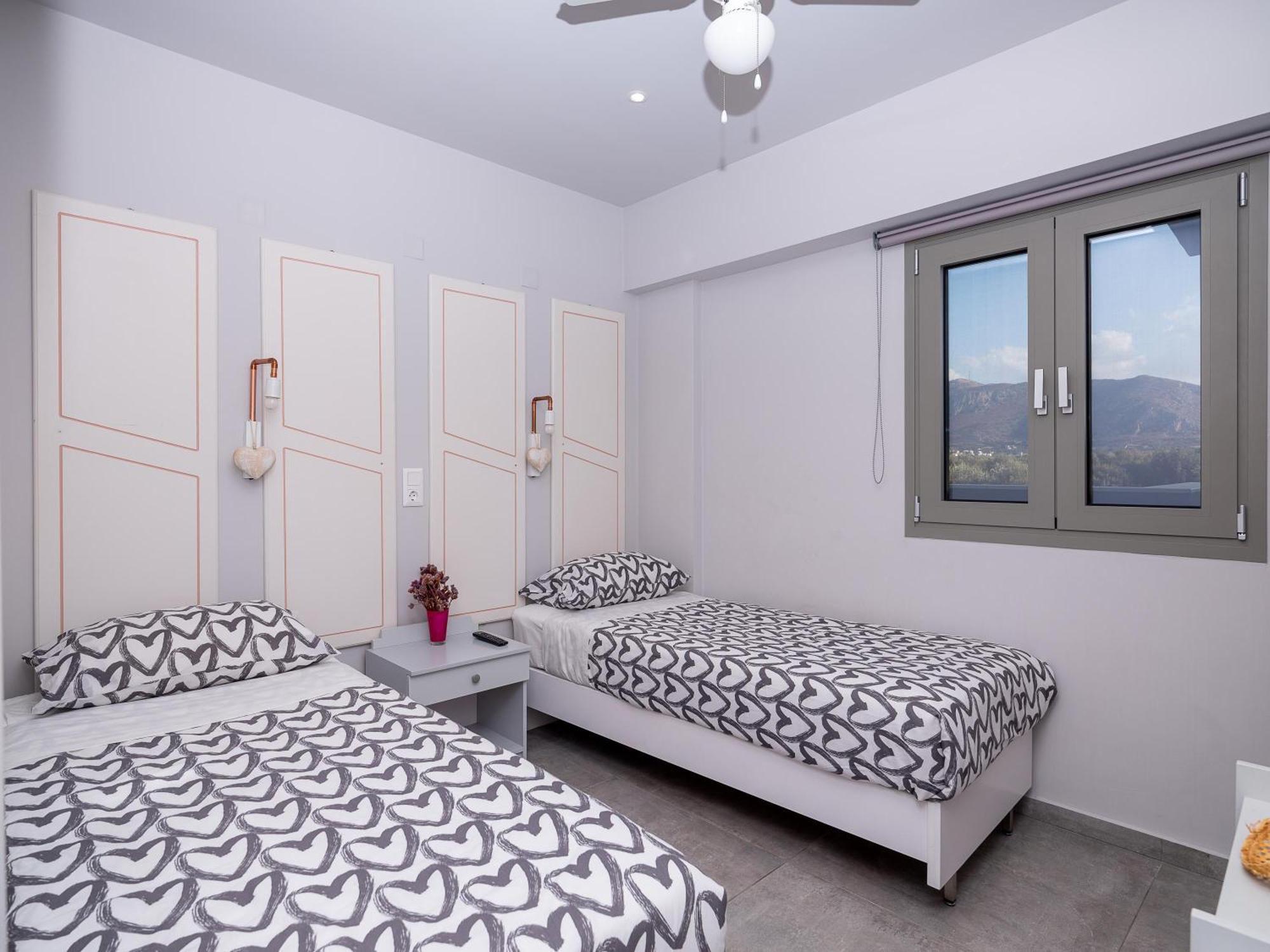 Evalia Apartments Hersonissos  Exterior photo
